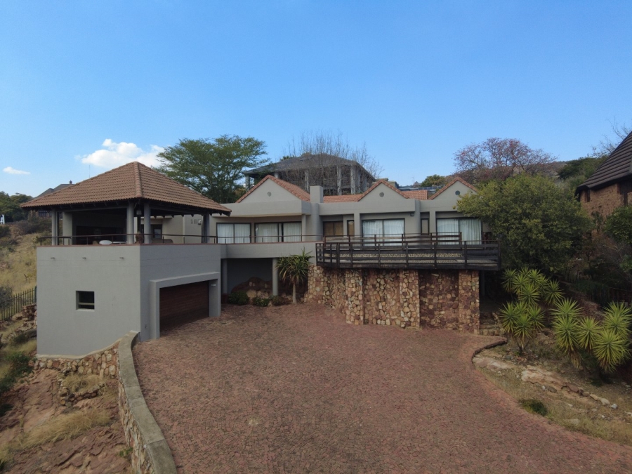 7 Bedroom Property for Sale in Meerhof North West